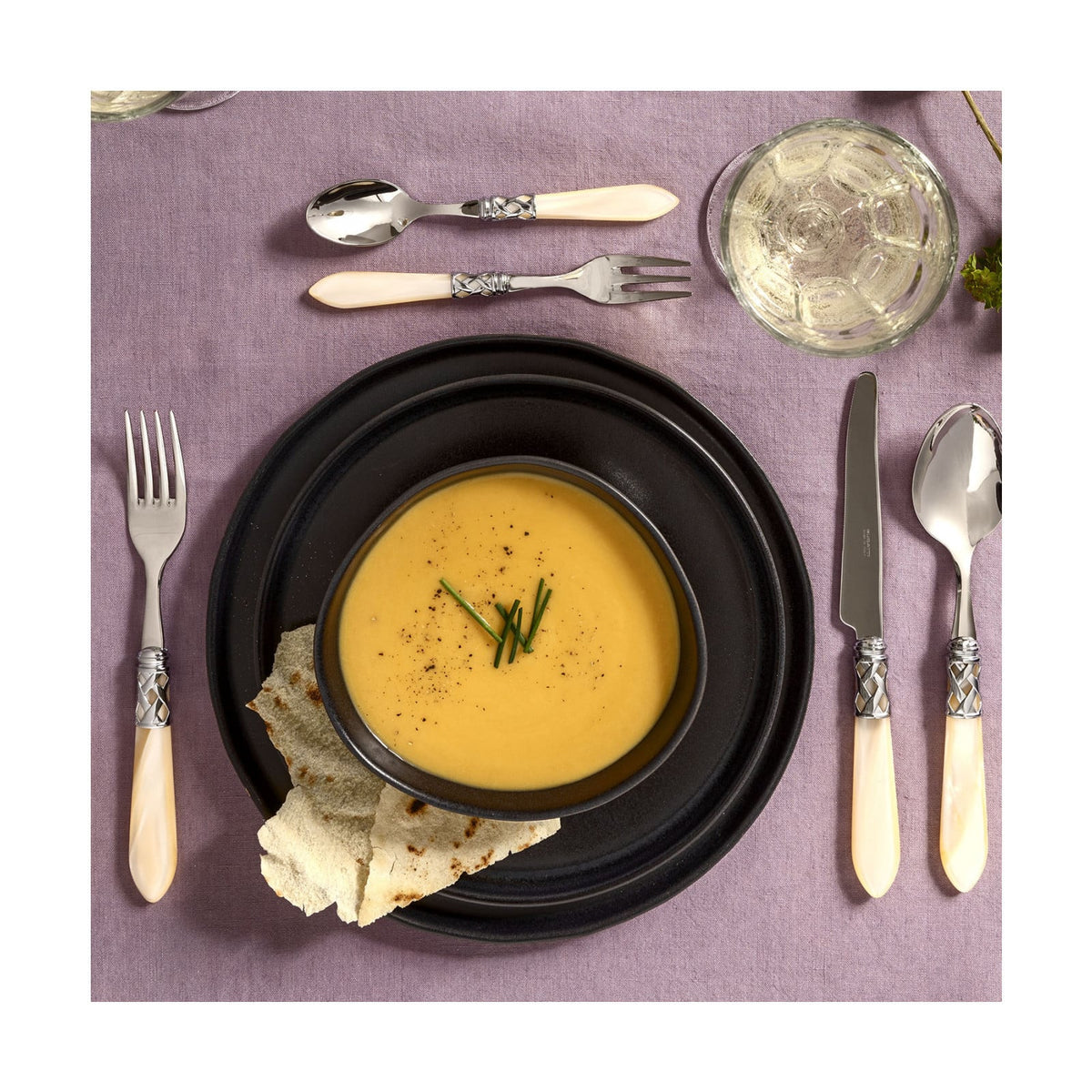 Aladdin Ivory- Shine Ring