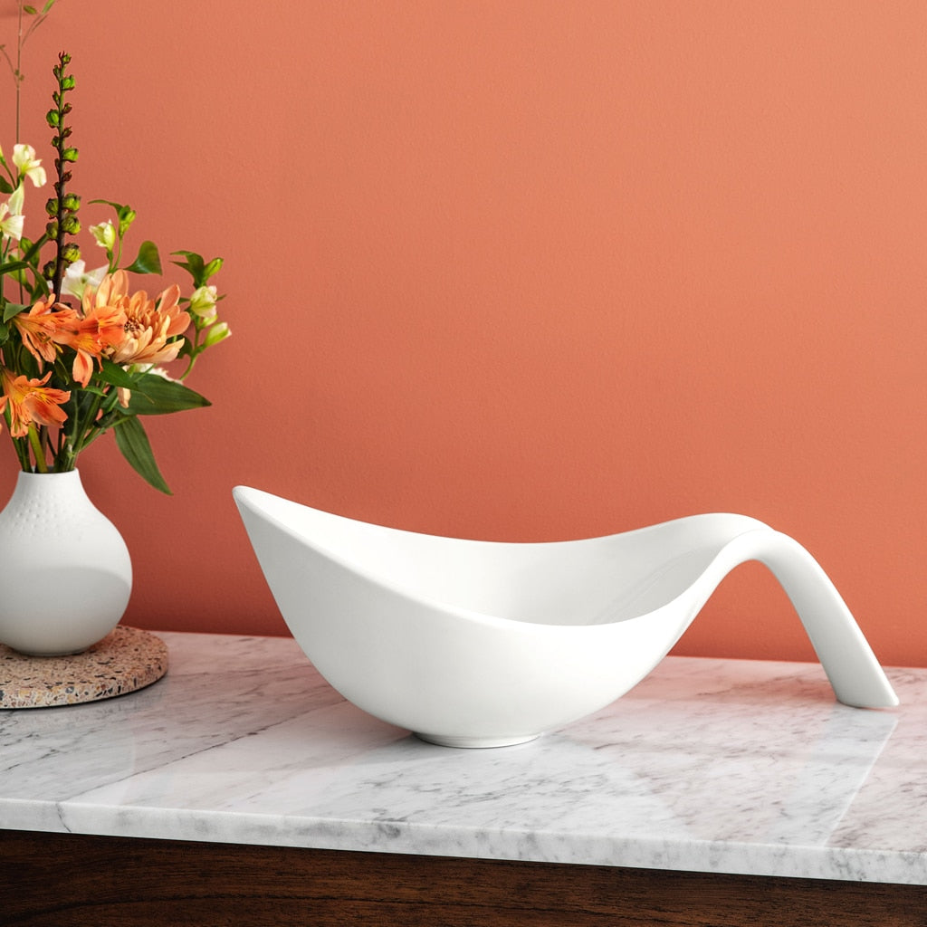 SALAD BOWL W.HANDLE.1.801