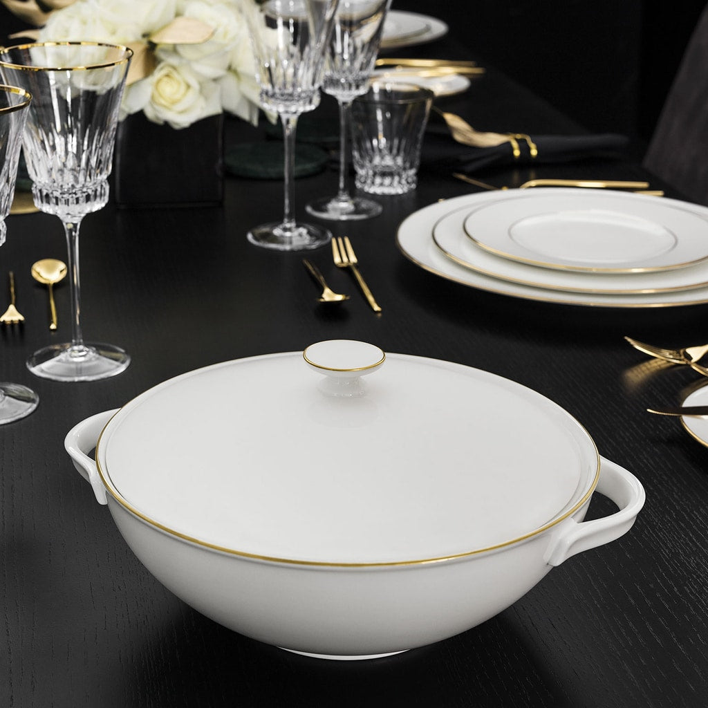 Villeroy & Boch Anmut Gold Tureen White 2.2L Premium Bone Porcelain