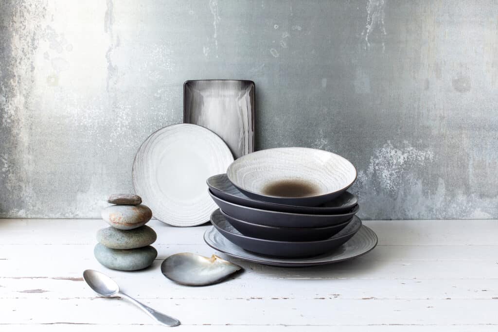 SWELL DEEP COUPE PLATE 24CM
