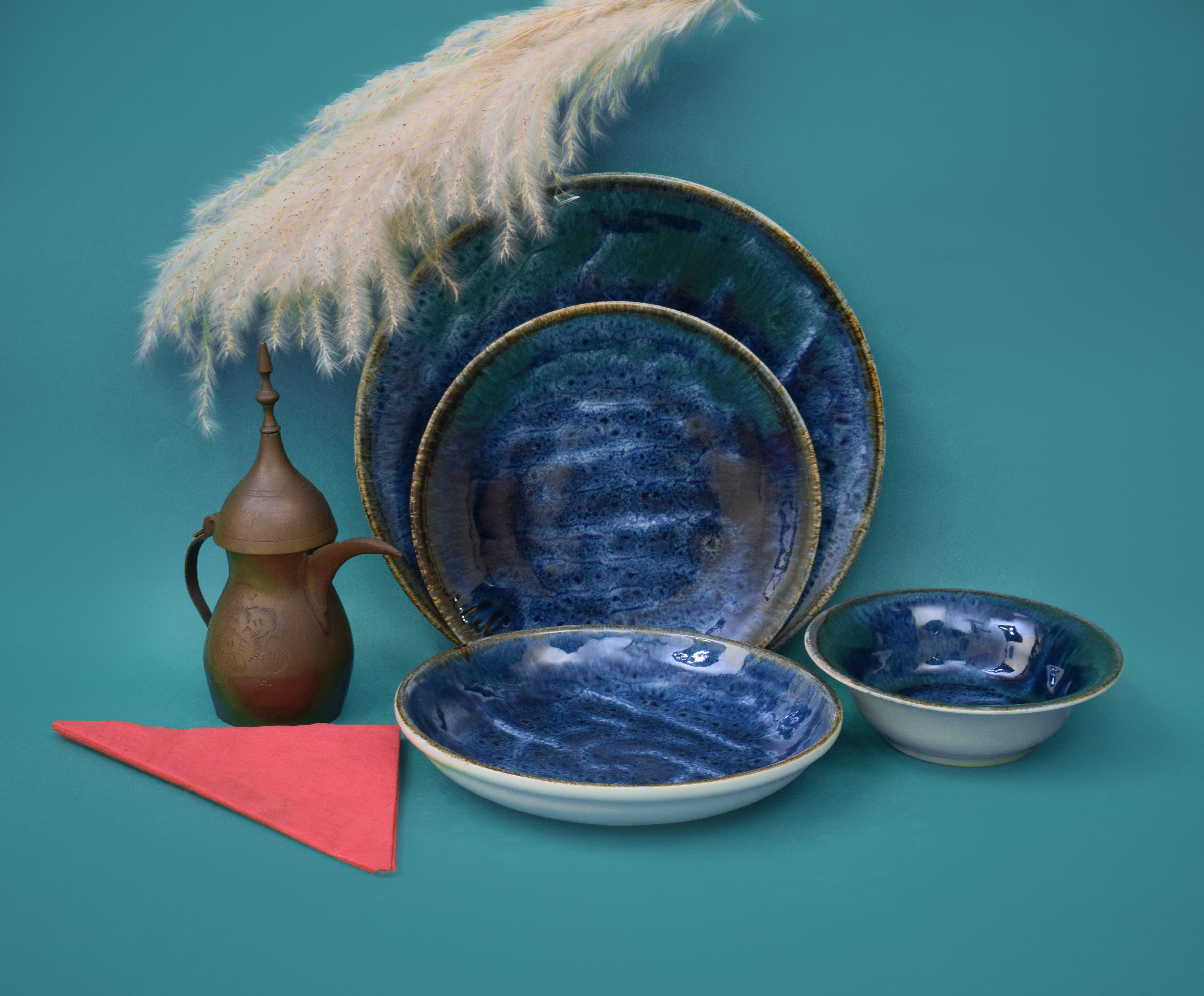 Kutahya | Dinner Set | 24 Pieces | Ocean Shape | Decorated