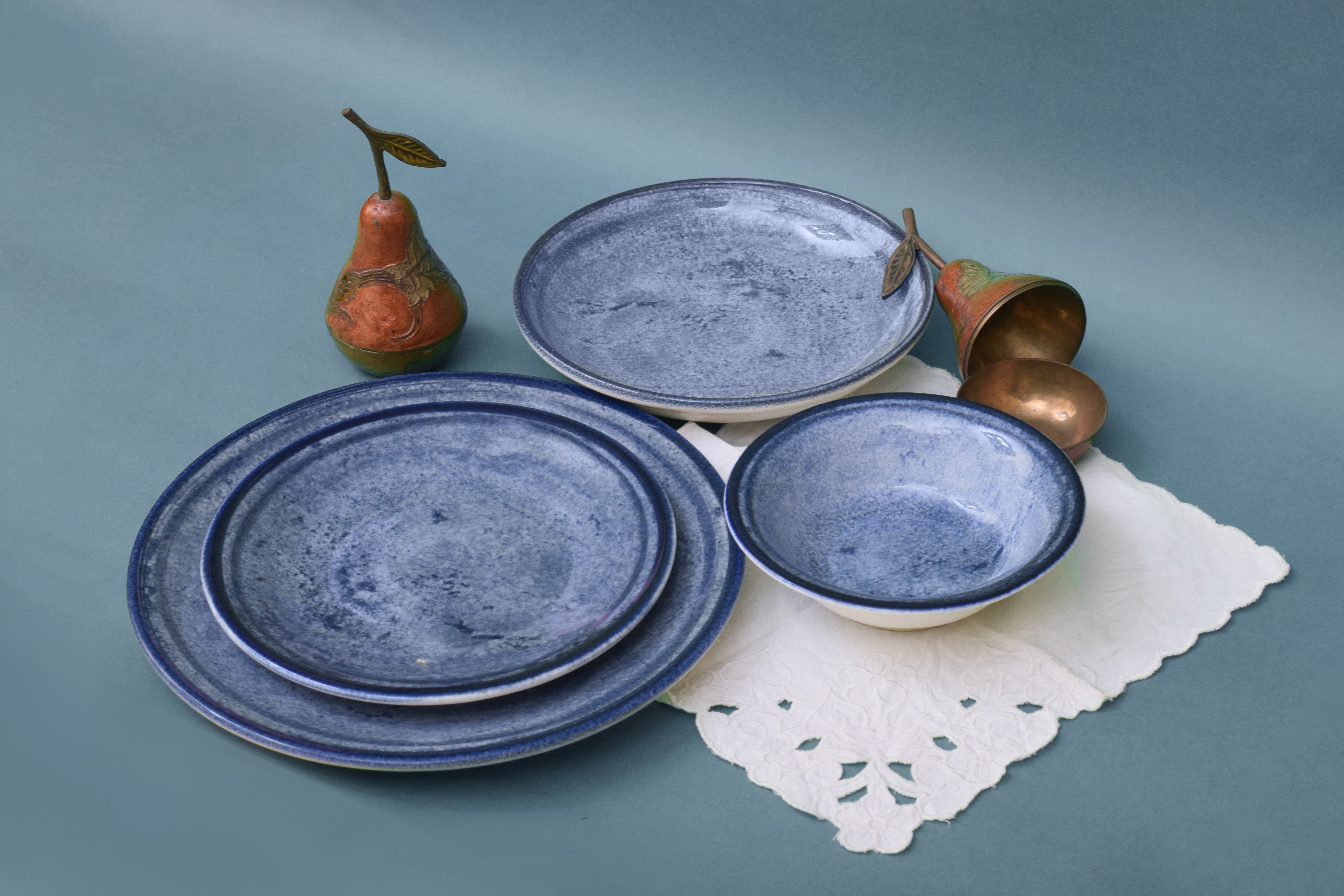 Kutahya | Dinner Set | 24 Pieces | Blue Stone Shape | Decorated