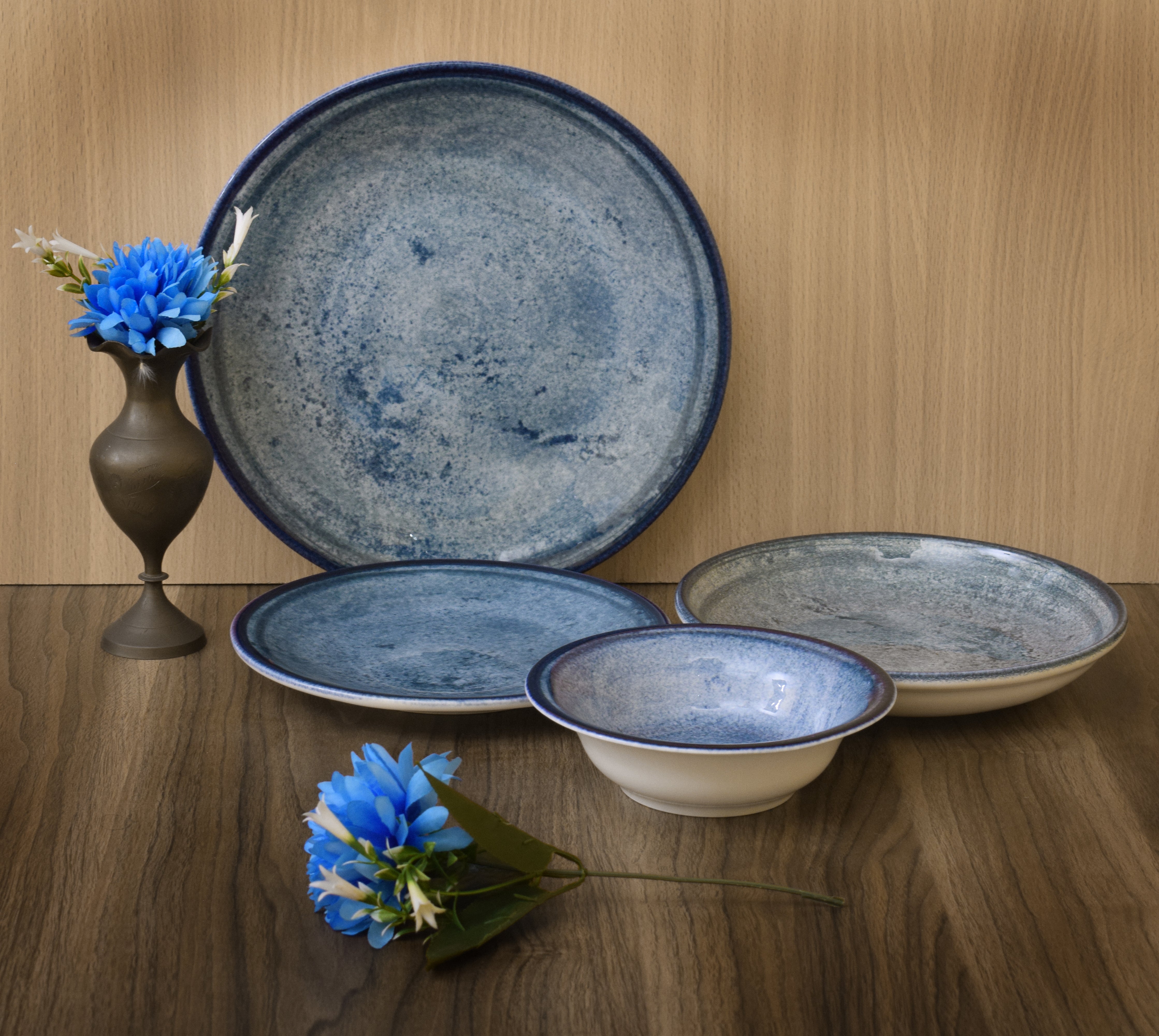 Kutahya | Dinner Set | 24 Pieces | Blue Stone Shape | Decorated