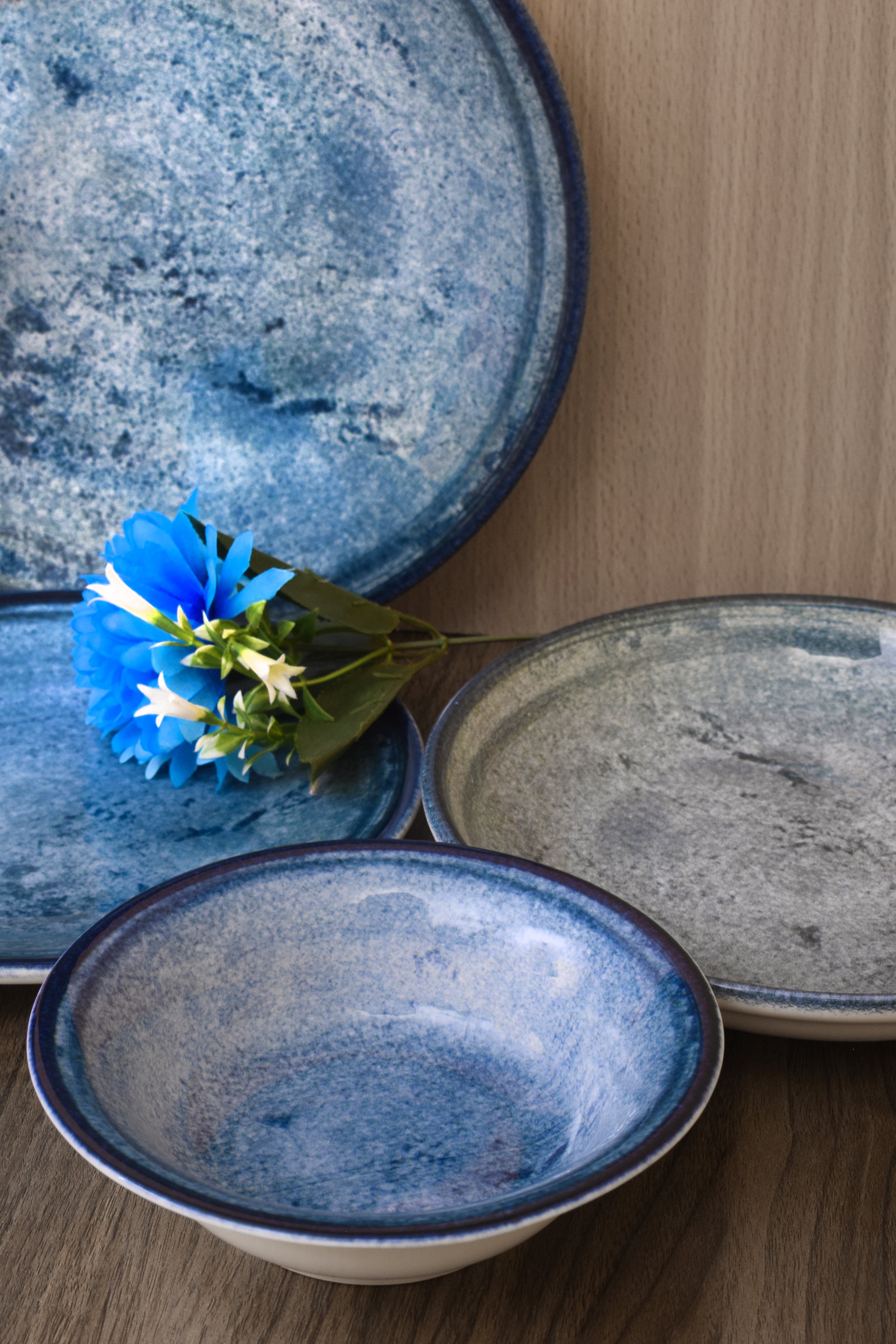 Kutahya | Dinner Set | 24 Pieces | Blue Stone Shape | Decorated