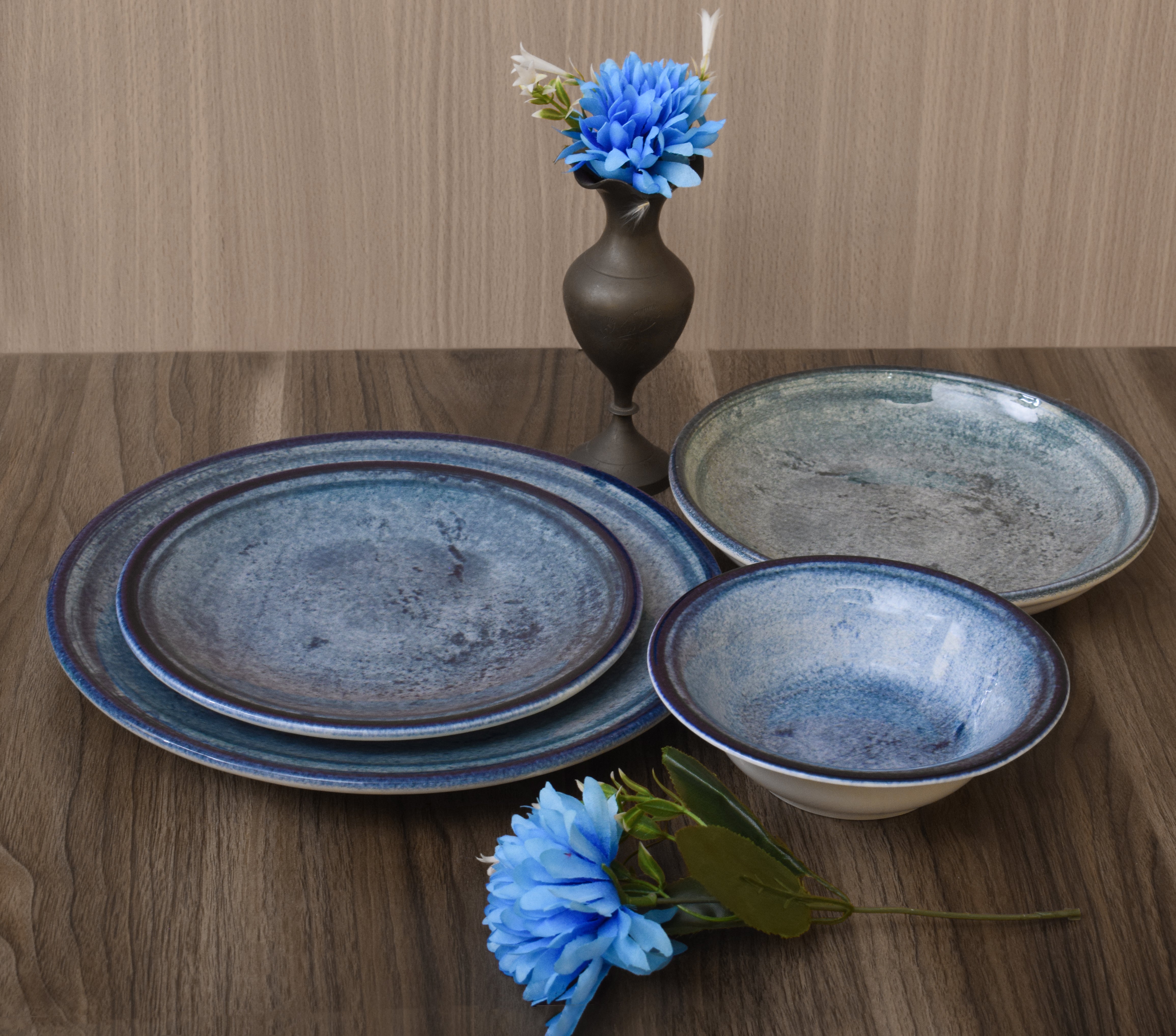 Kutahya | Dinner Set | 24 Pieces | Blue Stone Shape | Decorated