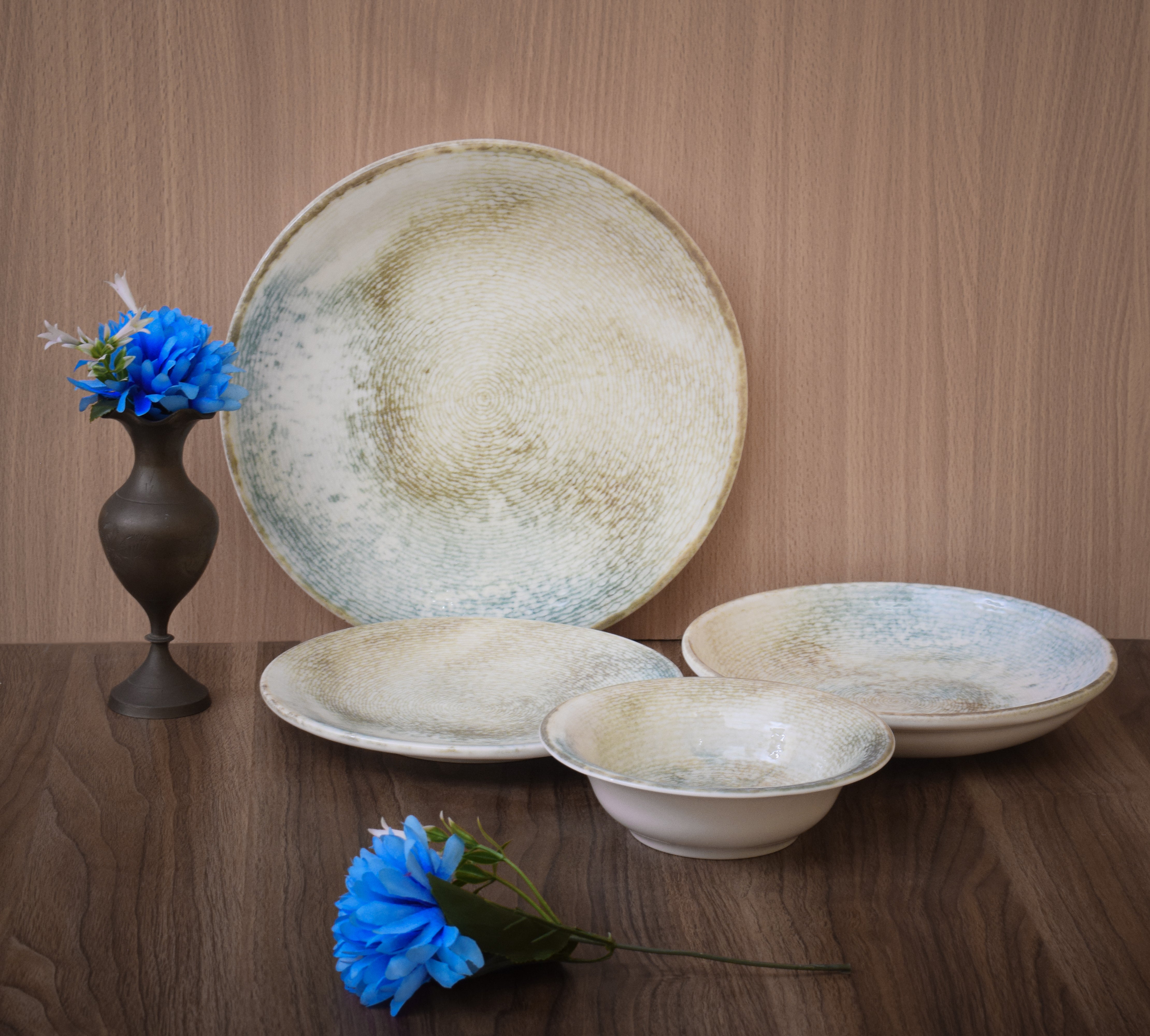 Kutahya | Dinner Set | 24 Pieces | Frekans Shape | Decorated