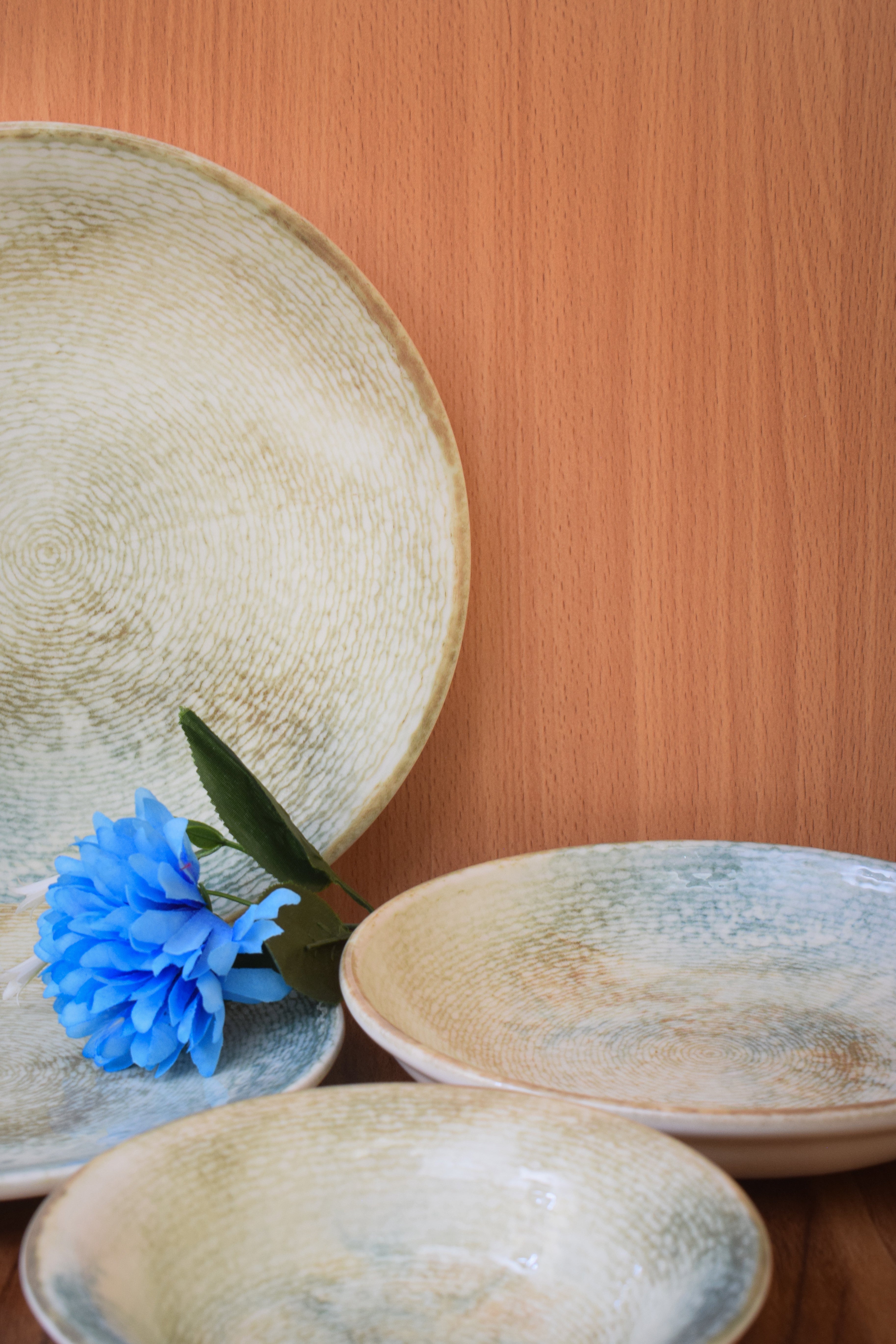 Kutahya | Dinner Set | 24 Pieces | Frekans Shape | Decorated
