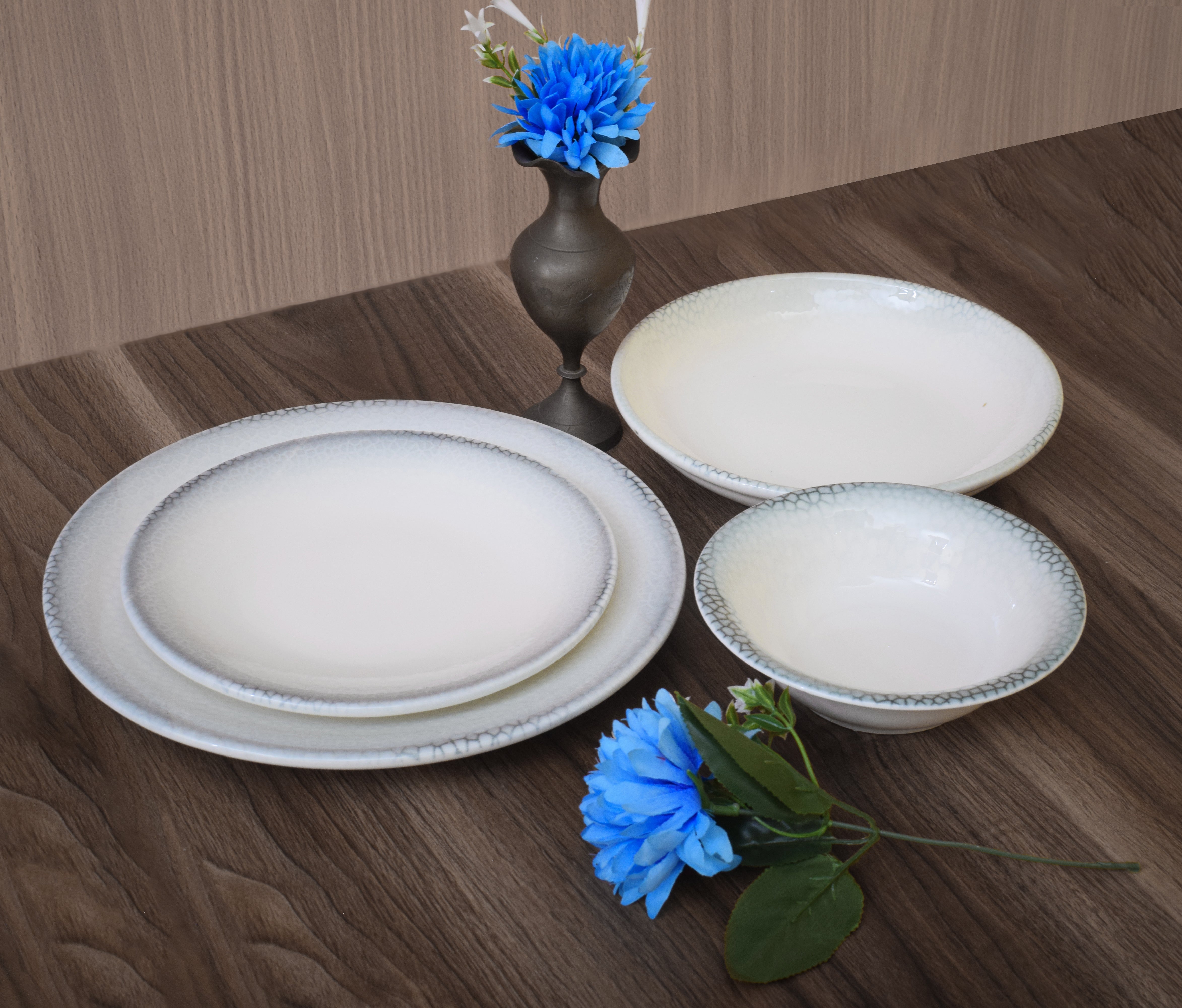 Kutahya | Dinner Set | 24 Pieces | Greenness Shape | Decorated