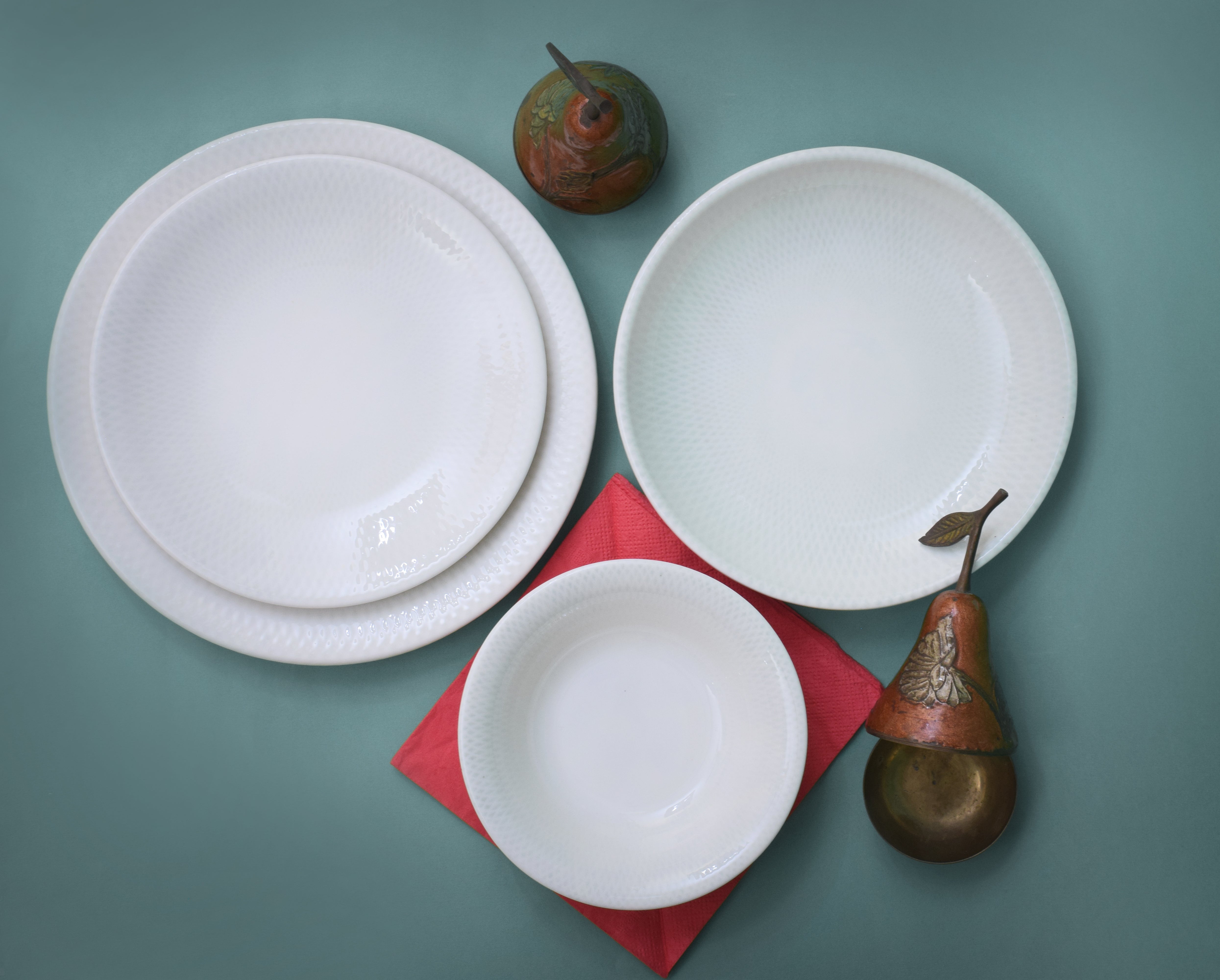 Kutahya | Dinner Set | 24 Pieces | Sky & Cloud white Shape | white