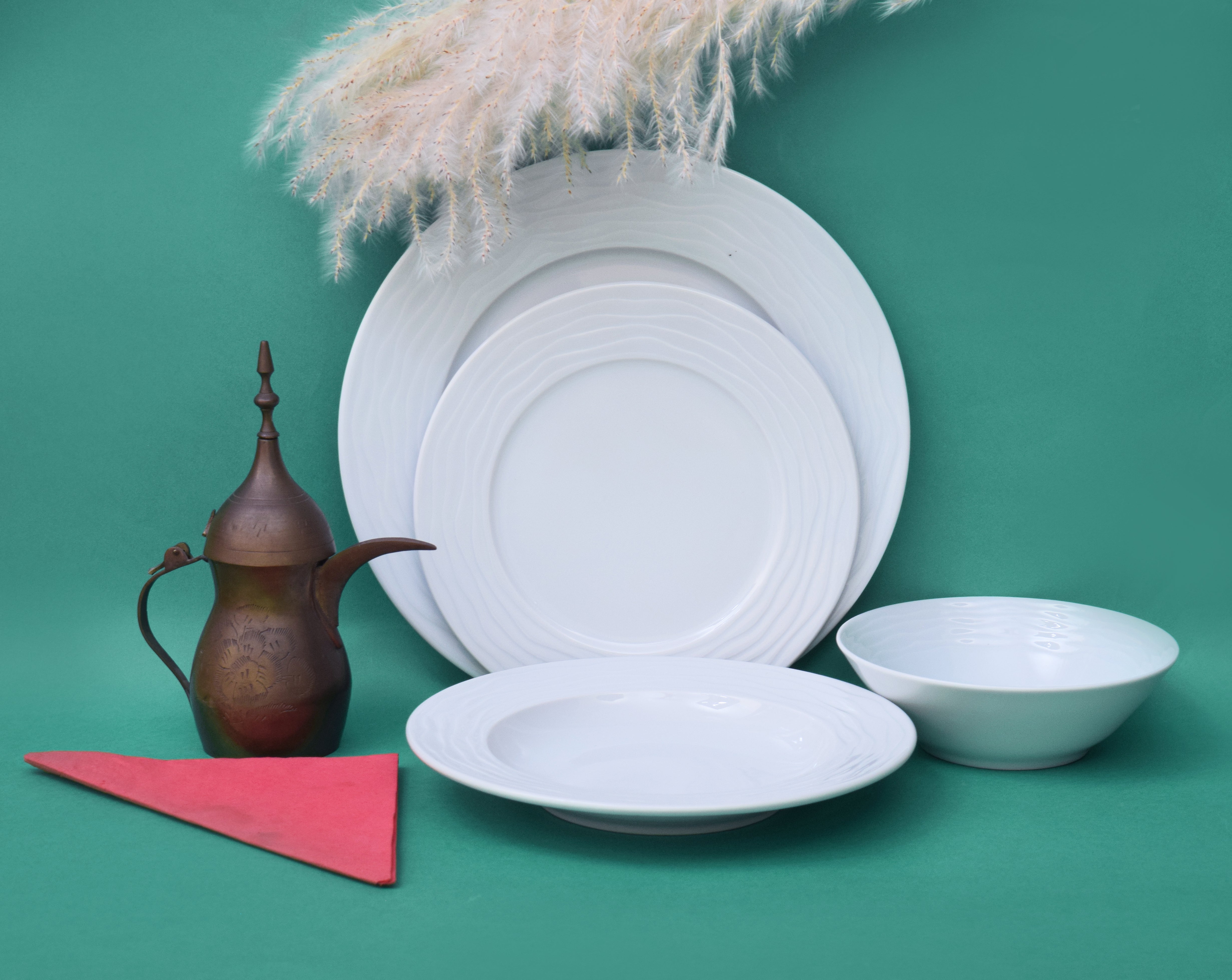 Kutahya | Dinner Set | 24 Pieces | Sea Wave Shape | Decorated