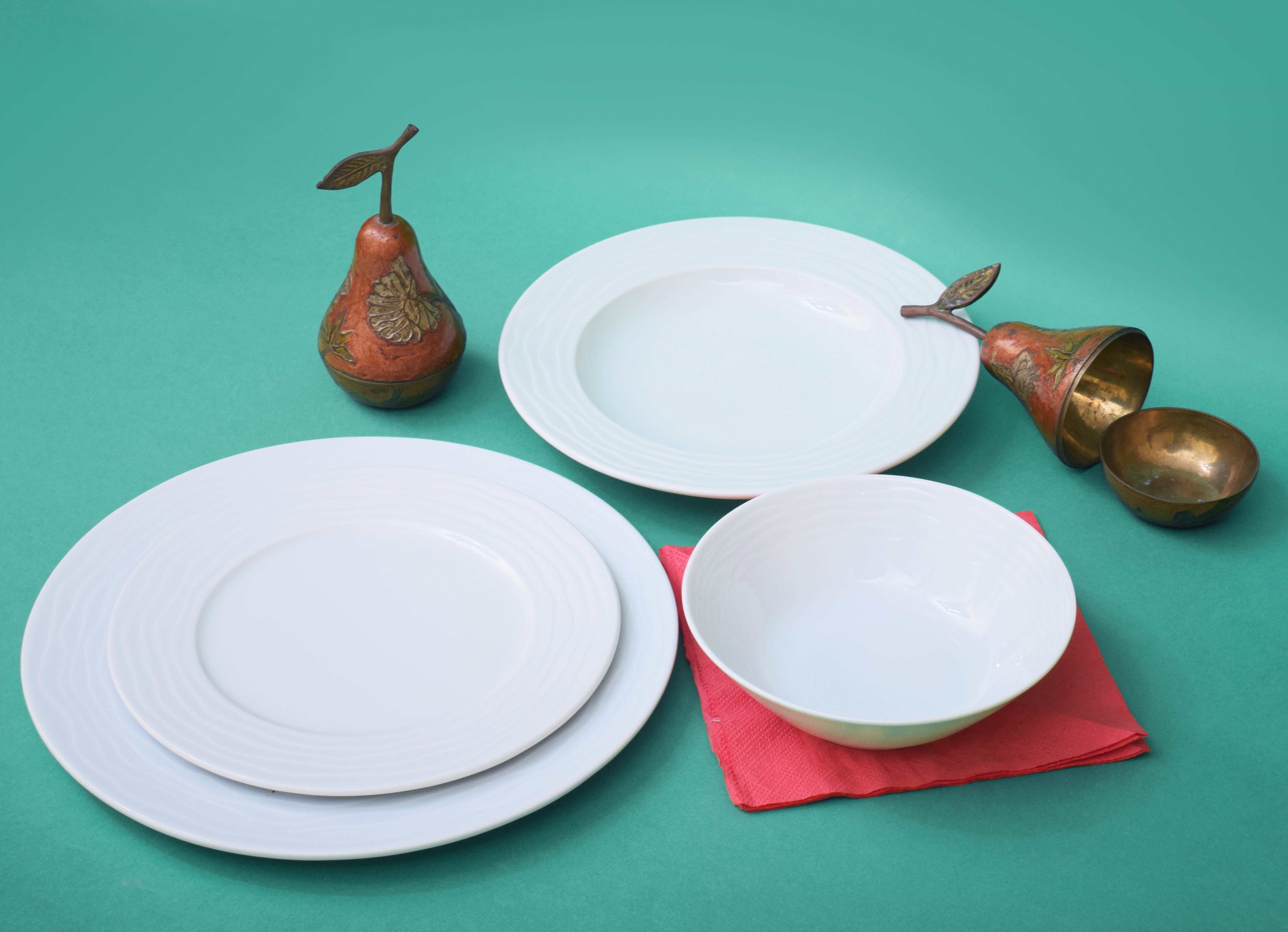 Kutahya | Dinner Set | 24 Pieces | Sea Wave Shape | Decorated