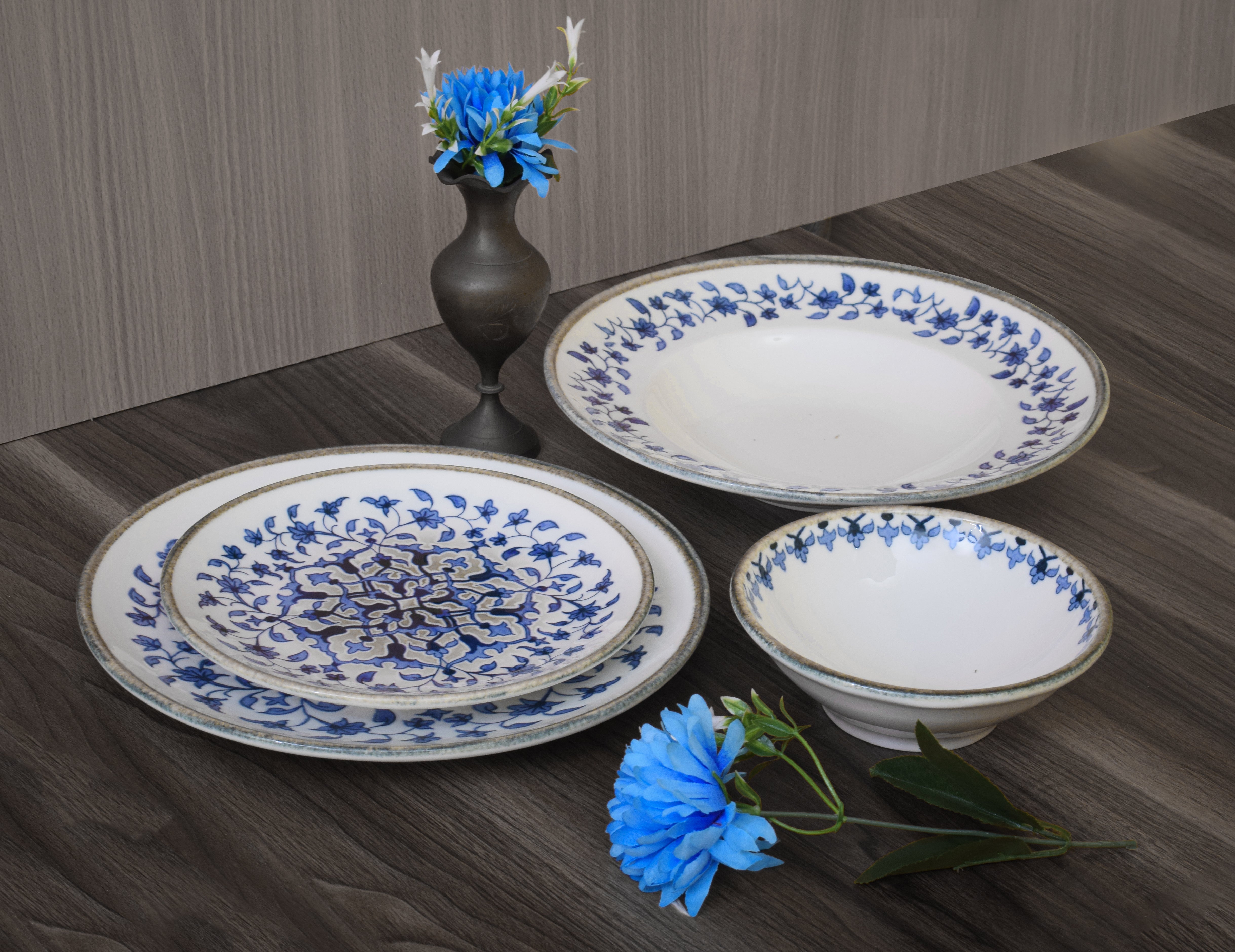 Kutahya | Dinner Set | 24 Pieces | Tile Legacy  Shape | Decorated