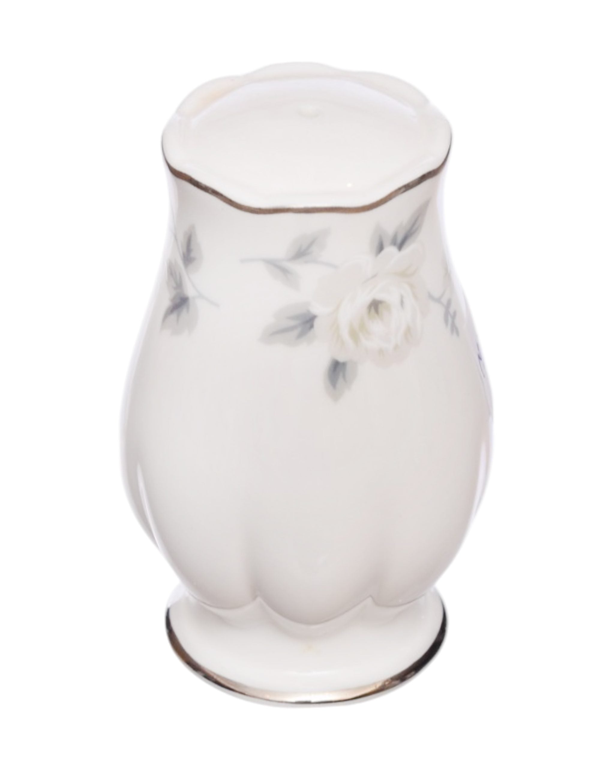 SALT SHAKER7.5 CM.