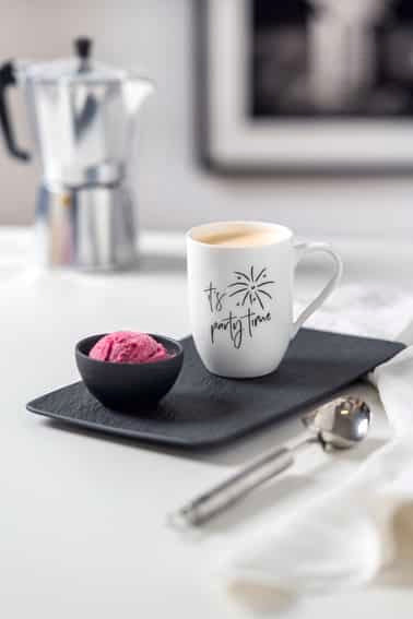 Statement Mug it s party time