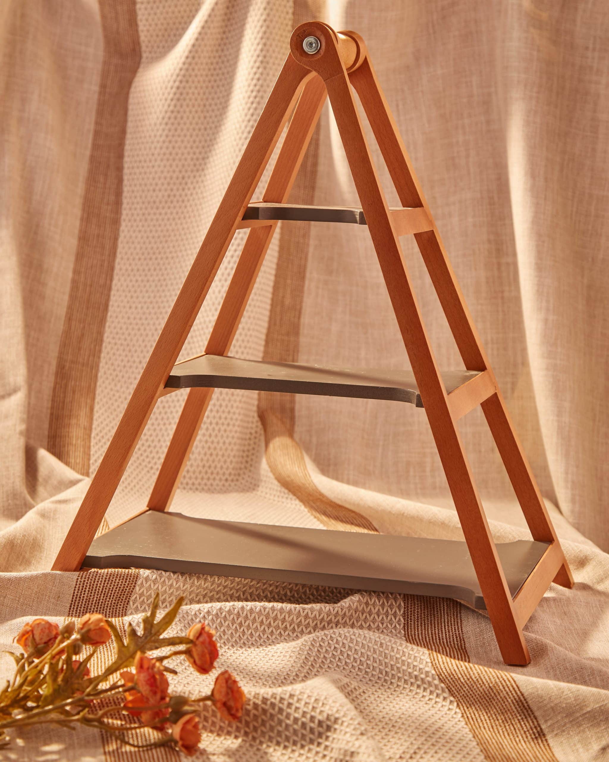 TRAY STAND