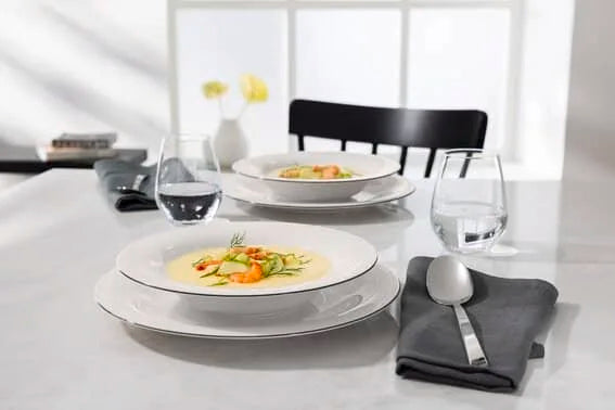 Black Lines Flat Plate 27cm