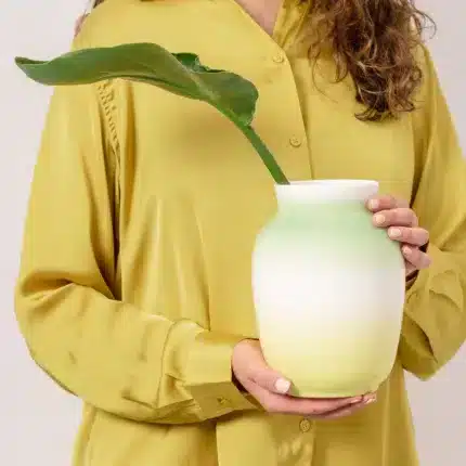 Balance Lime Vase 20 cm - Image 5